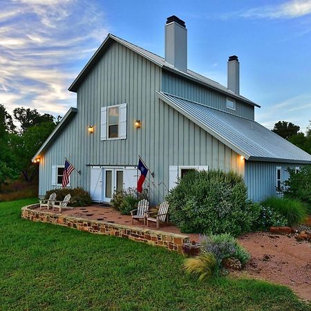 Lazy T Bed And Breakfast Fredericksburg Eksteriør billede
